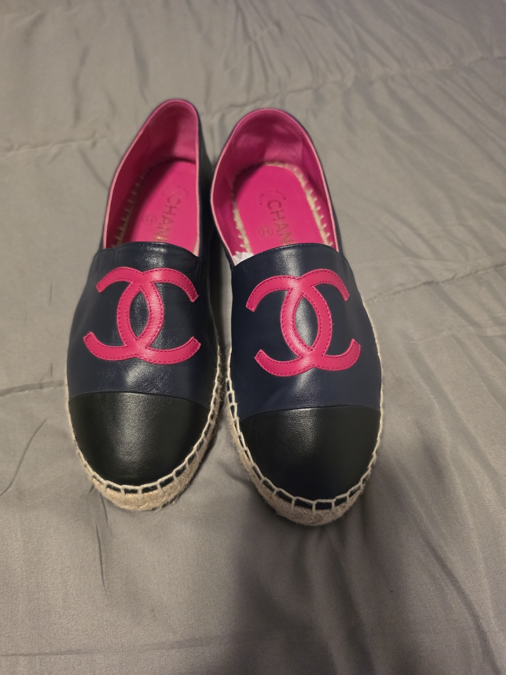 CHANEL Navy Leather Espadrilles with Hot Pink CC Logo and Black Toe